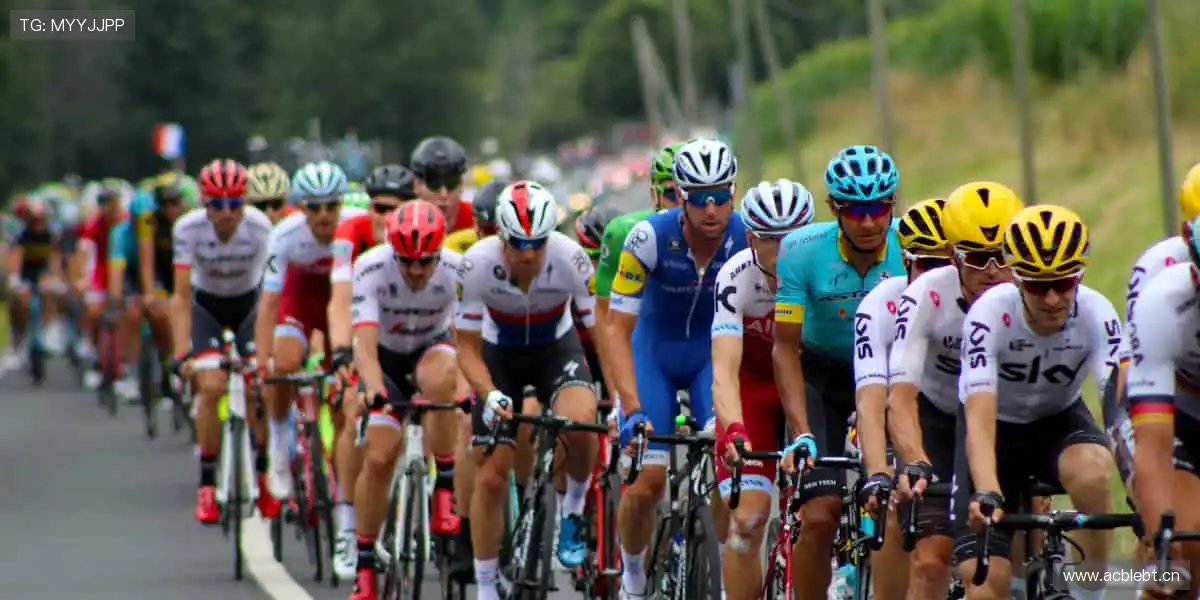 全球赛事同步追,精彩瞬间不错过!🌍⏯️